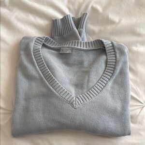 Brandy Melville Blue and White V-Neck Sweater